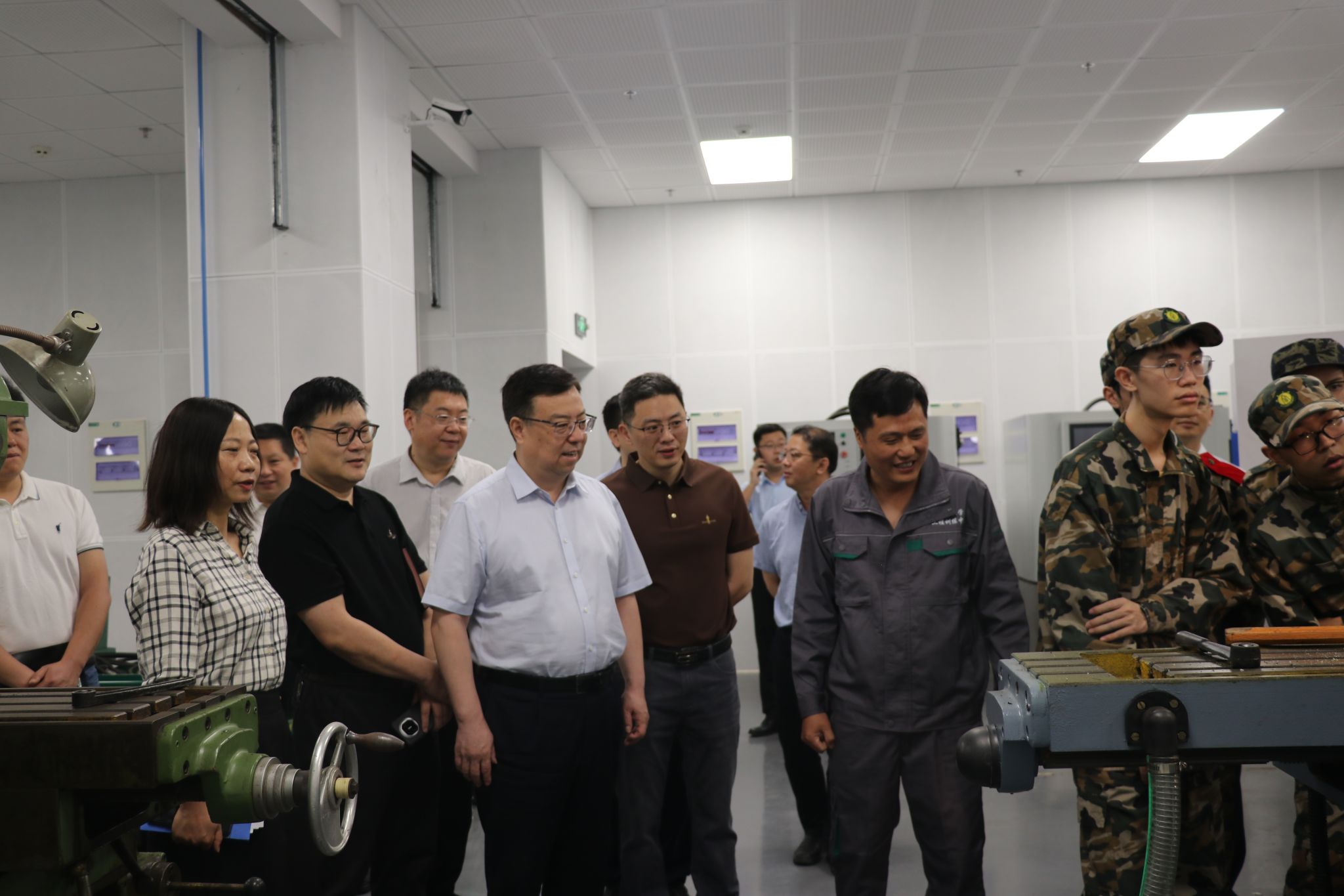 文件名稱:image2.jpeg原圖大小:NaNGB